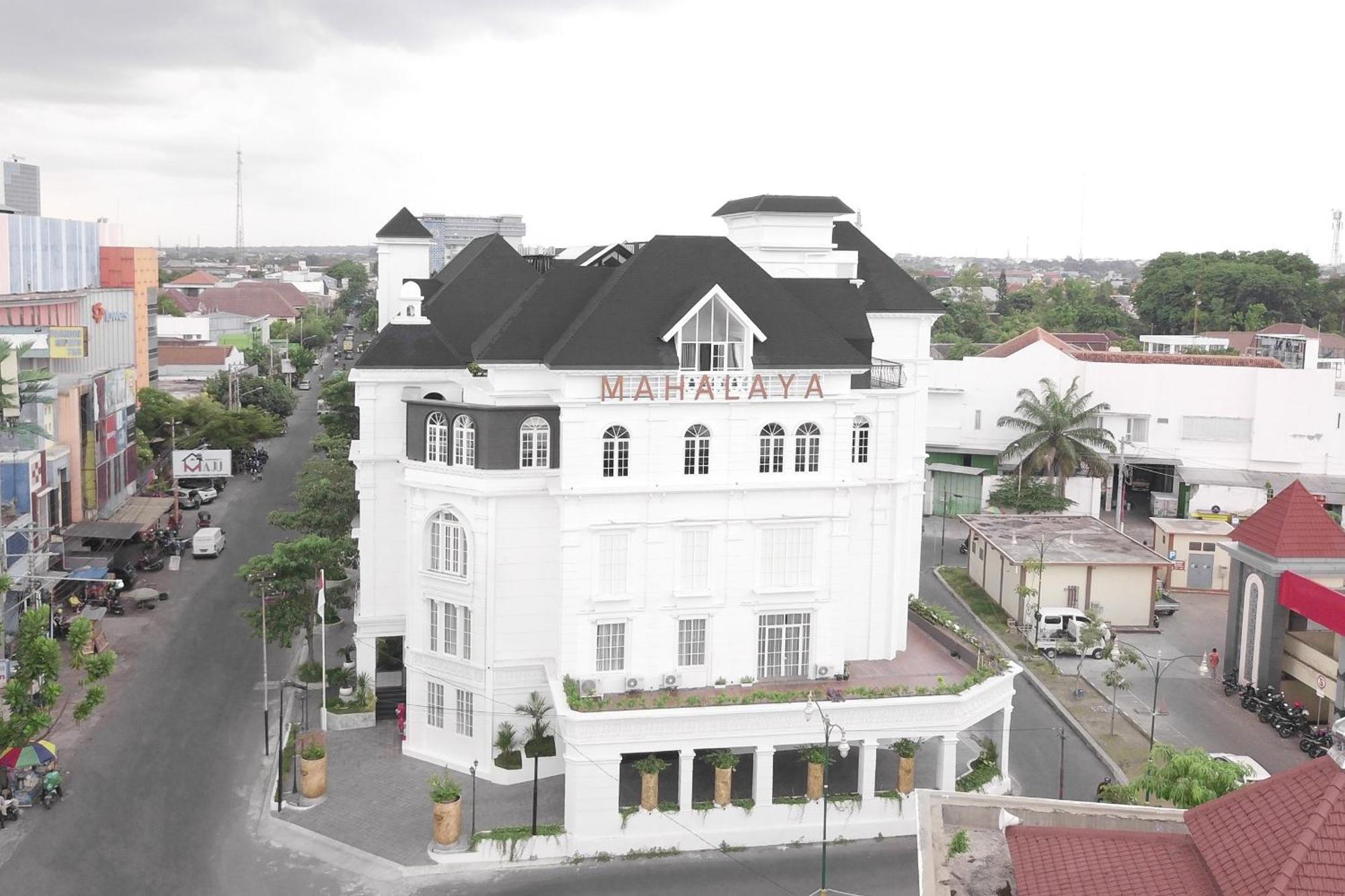 Mahalaya The Legacy Hotel Solo Eksteriør billede